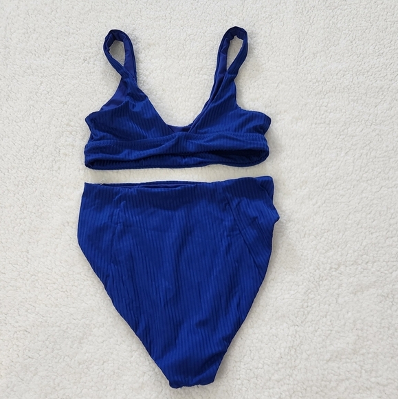 New!Vitamin A Sienna High Waist Full Cut Bottom,Eco-Rib Sienna Banded Bikini Top - Picture 4 of 12